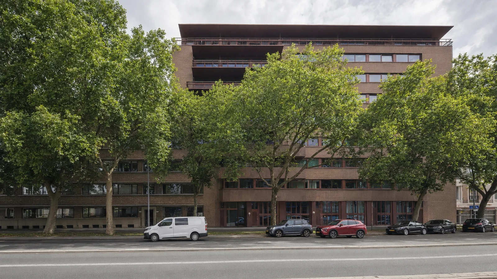 Foto 3: transformatie van kantorenpand naar appartementen, Nieuw Hoboken Rotterdam