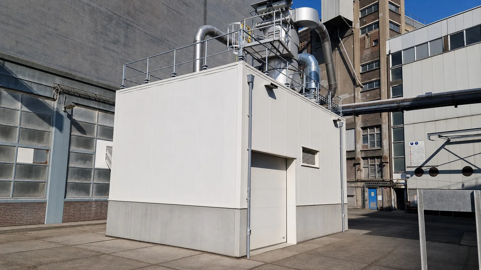 Foto 5: nieuw gebouw voor de maisreiniger op het terrein van Tate & Lyle